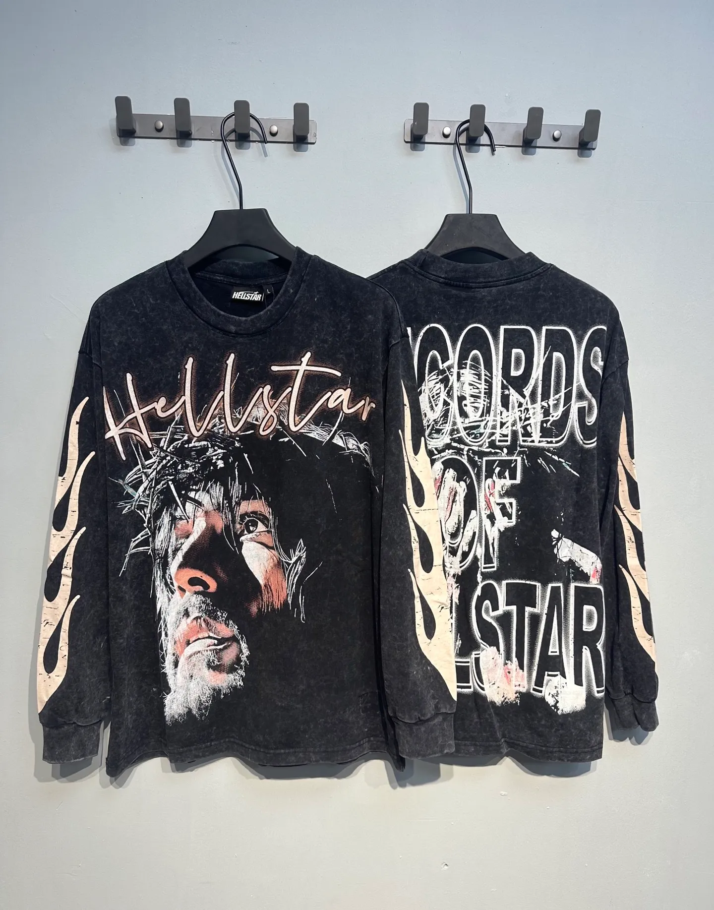 H 9102# Black / I P85 In Stock Hellstar / T （fabric): 26 300 Sizes（size）：S-M- L- X L （colour）： Black/